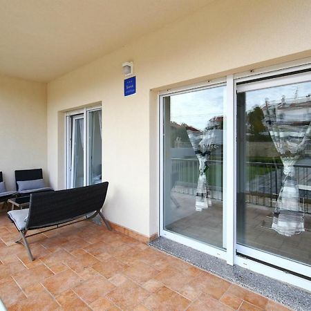 Apartments Matkovic Sveti Filip i Jakov Exterior foto