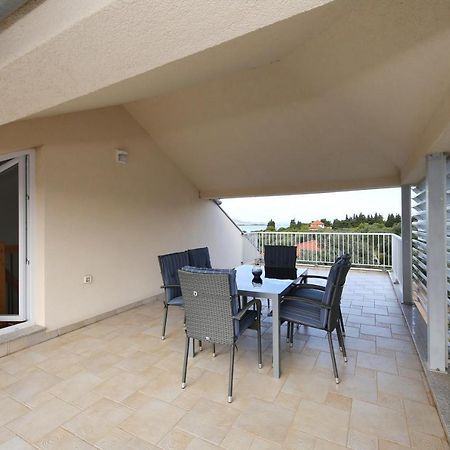 Apartments Matkovic Sveti Filip i Jakov Exterior foto