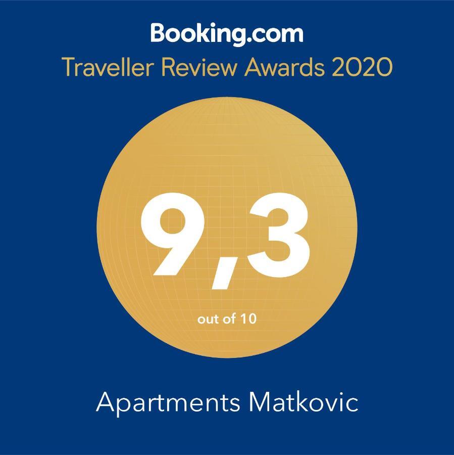 Apartments Matkovic Sveti Filip i Jakov Exterior foto